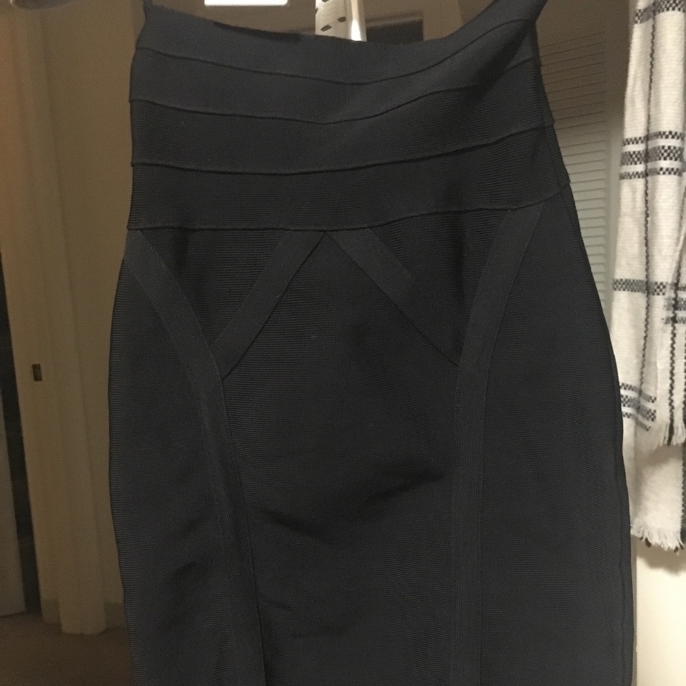 Bandage pencil skirt